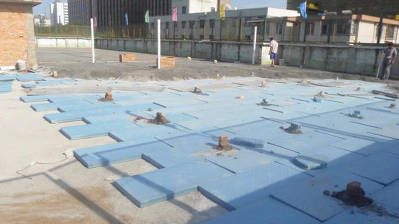 家装聚氨酯防水涂料：上海报价背后的技术考量